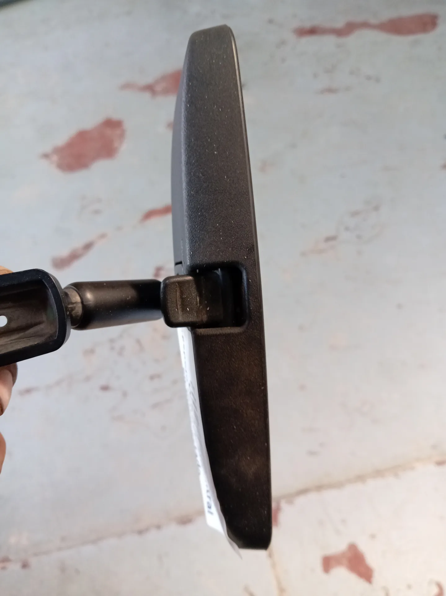 Espejo retrovisor Central en buen estado con detalle